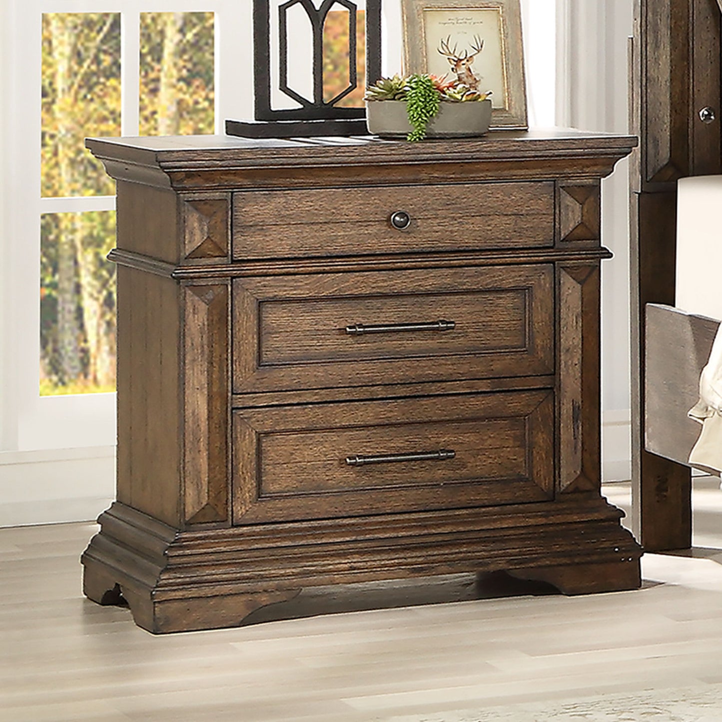 Mar Vista - Nightstand - Walnut