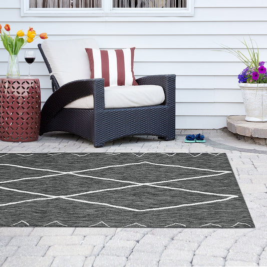 Darya - 8' X 10' Moroccan Indoor / Outdoor Rug - Gray / White