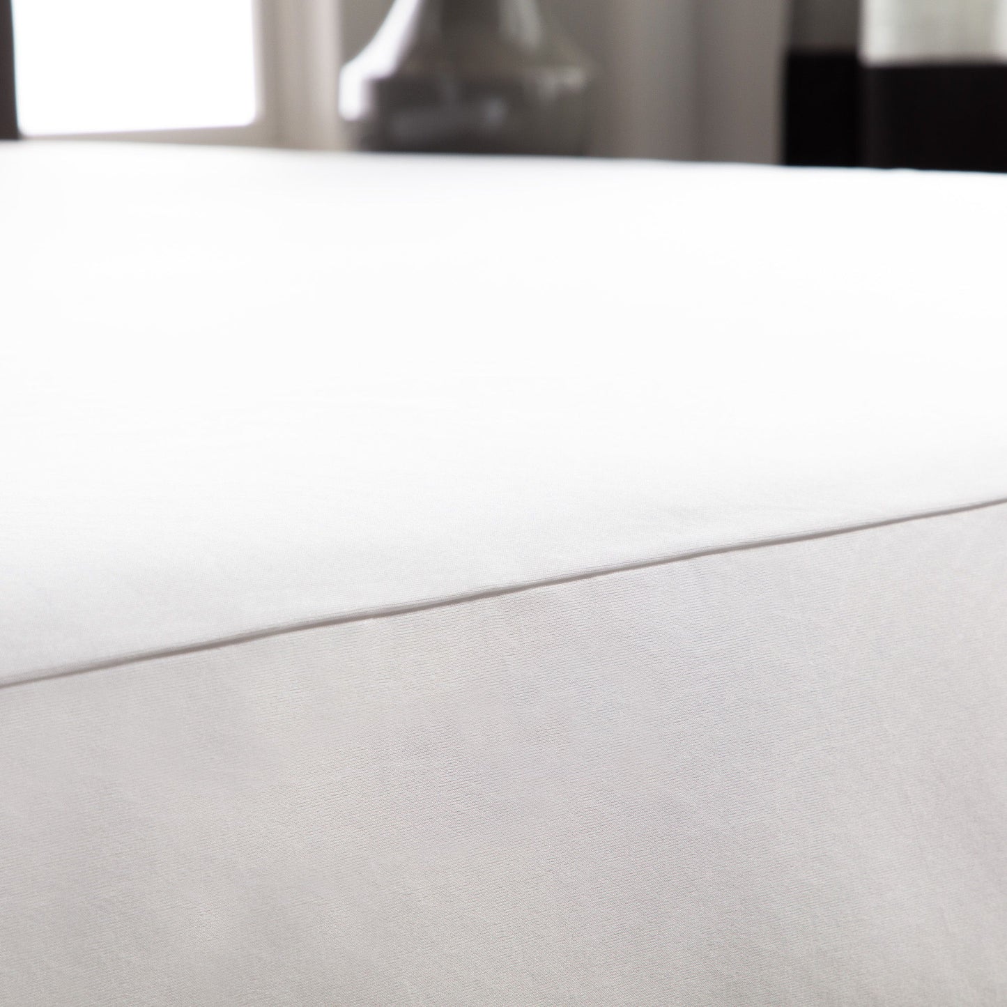 Weekender - Hotel-Grade 5-Sided Mattress Protector